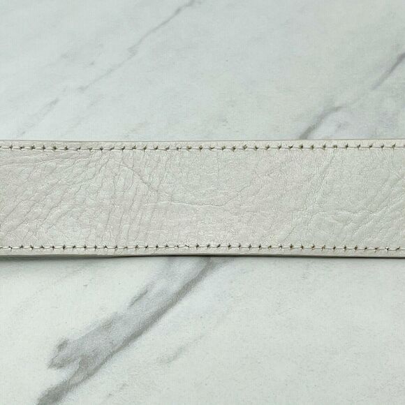 White and Floral Reversible Belt Size XS - Picture 7 of 8